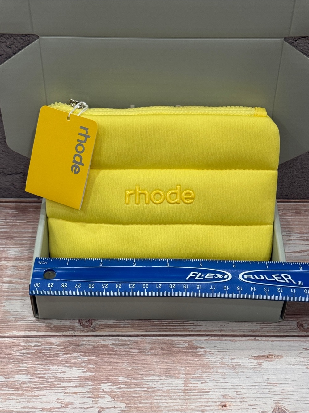 Rhode Lemontini 🍋 make up pouch brand new - Picture 4 of 6